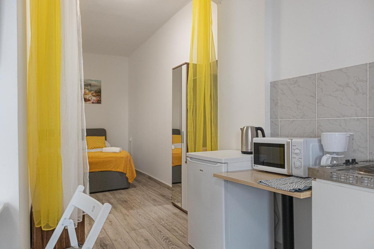 3 Standard Rooms Near Hauptbahnhof Viena Exterior foto